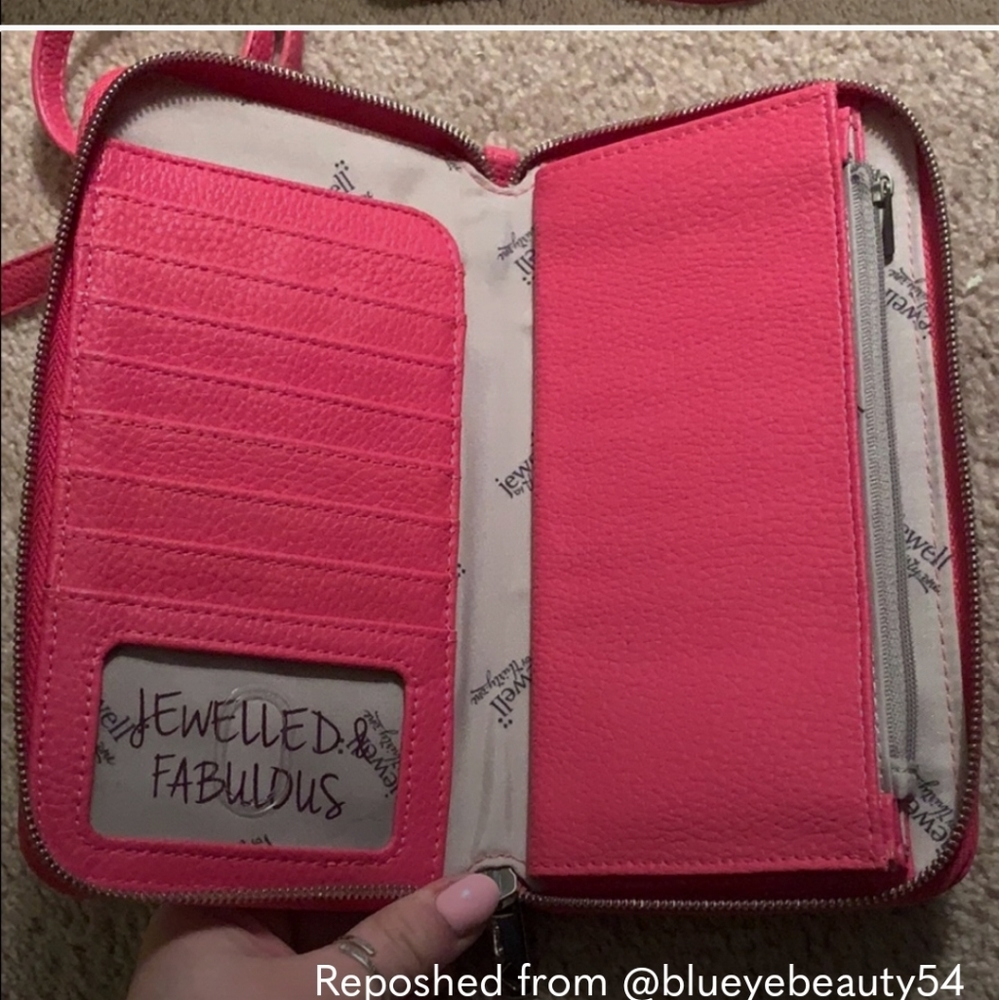 For daisybaby21 ONLY WALLET